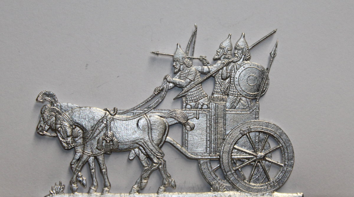 assyrische Streitwagen